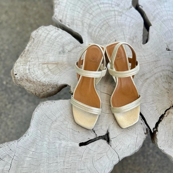 Coclico Sterling Shimmer Suede Heel - Champagne - Picture 4 of 5